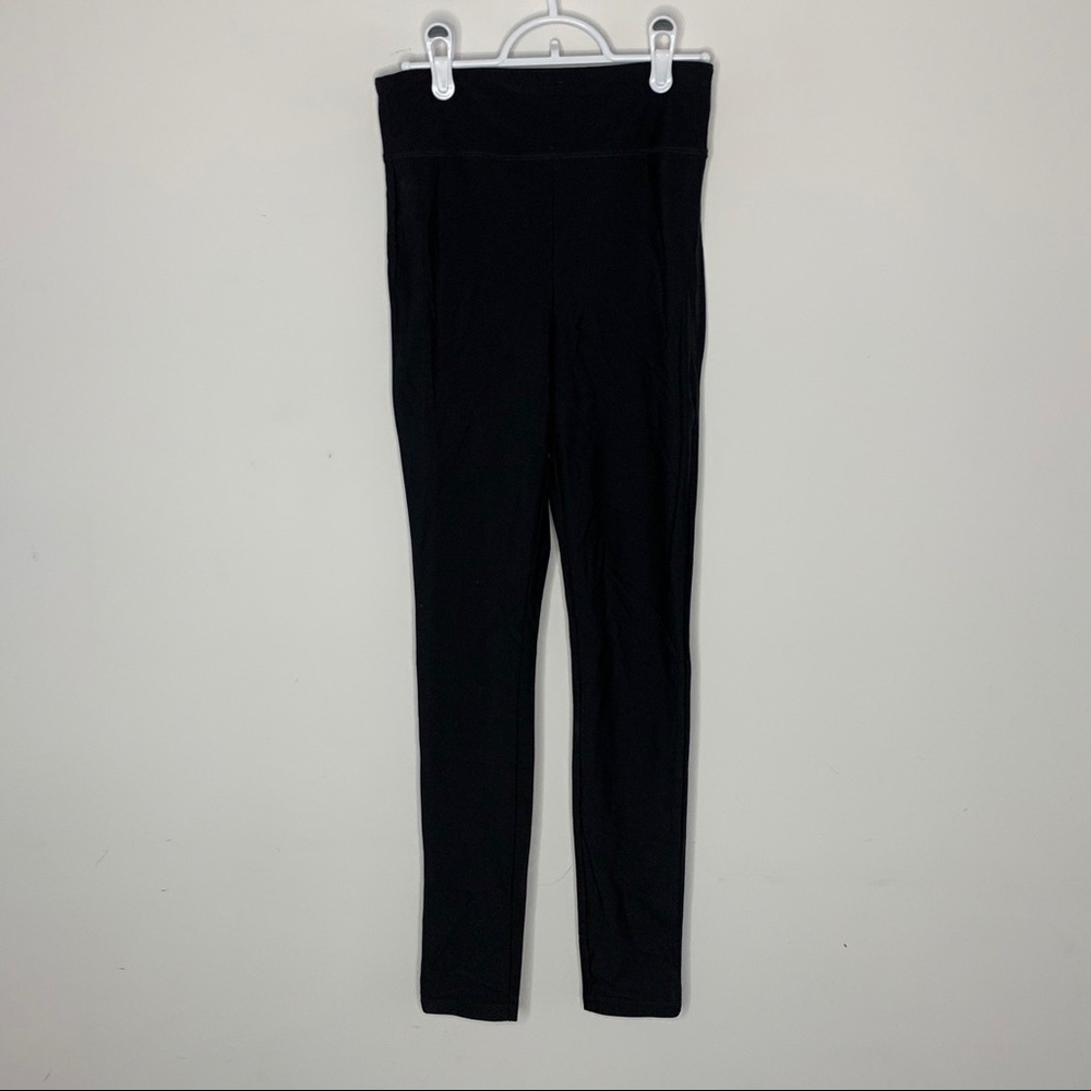 Black leggings
